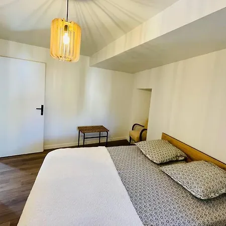 Appart' Neuf 100 M² Apartmán *